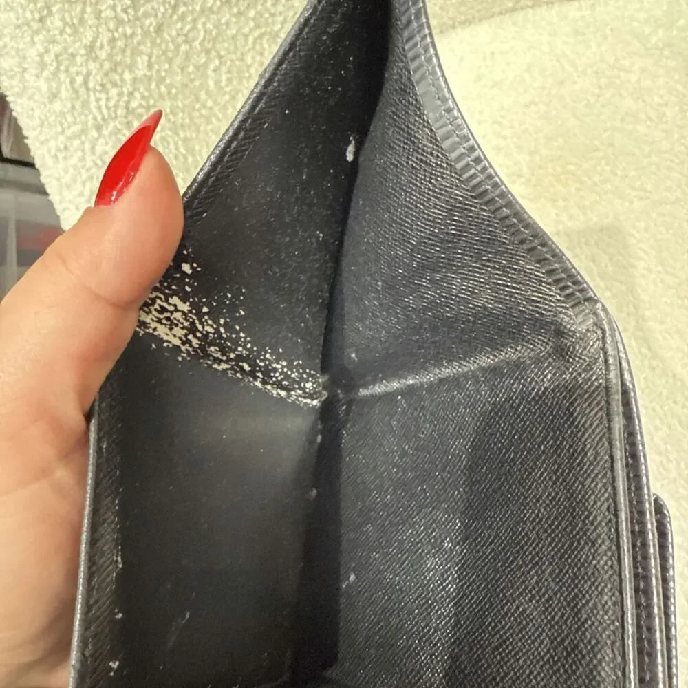 Louis Vuitton Epi Leather Wallet Color Black